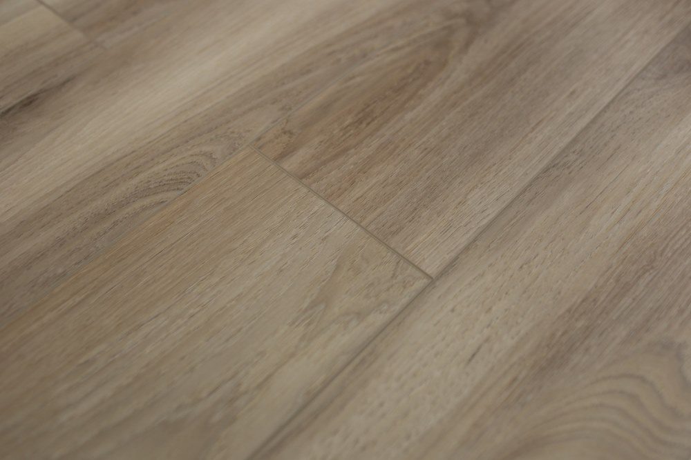 Замковая ПВХ плитка "Art Tile" Клён Фог (1220*152*5 мм) — купить в Казани