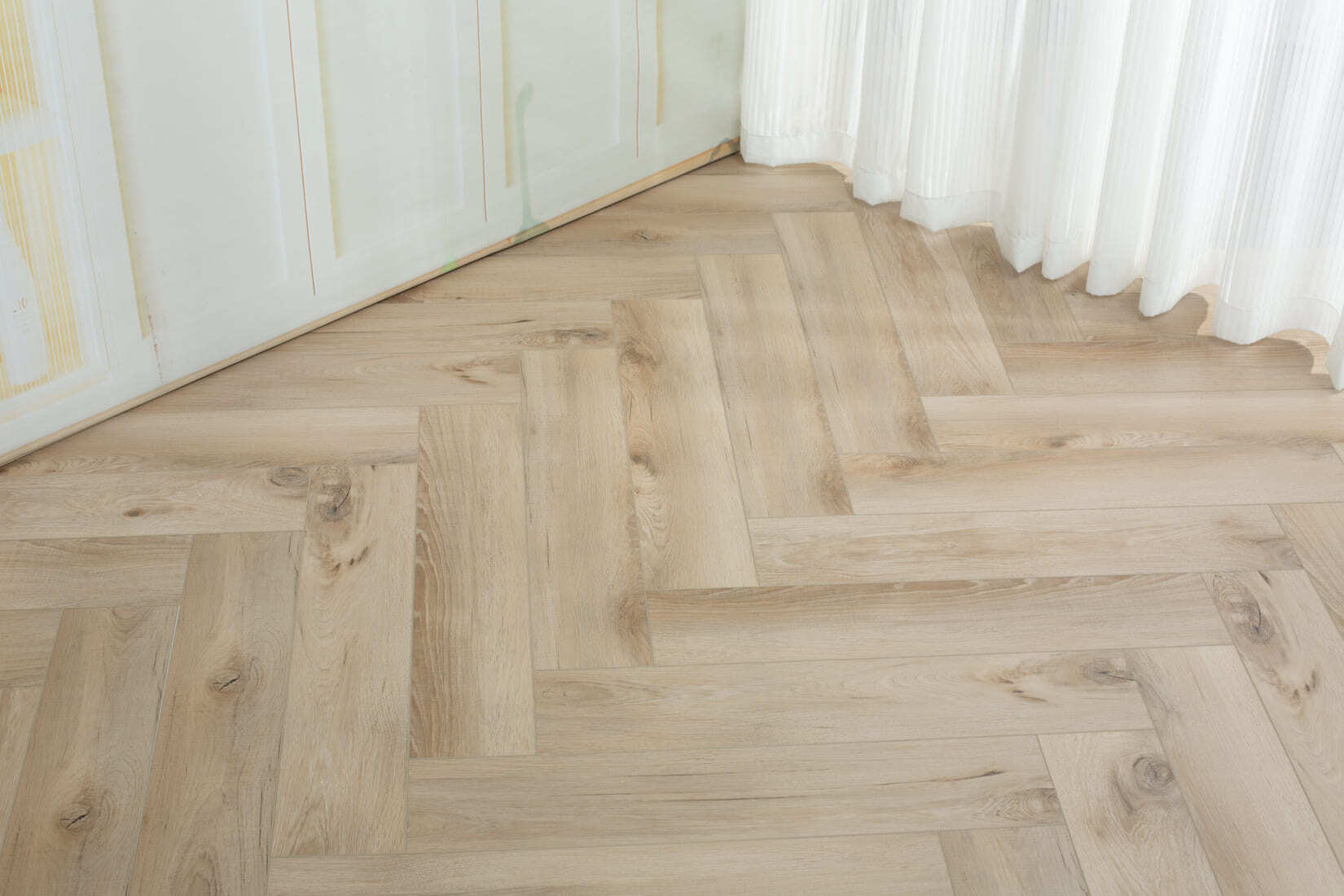 Плитка SPC "OneFloor" 3009 А,В  ЁЛКА (640*128*4 мм) — купить в Казани