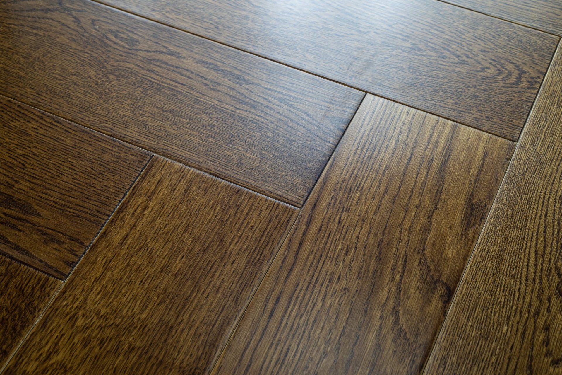 Инженерный паркет «Damy Floor» Ореховый (укладка елочкой) — купить в Казани