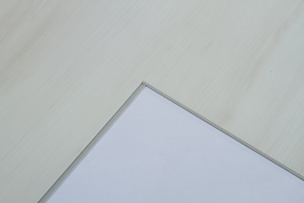 SPC ламинат "OneFloor" ЕСО 8055 (1220*184*4 мм) — купить в Казани