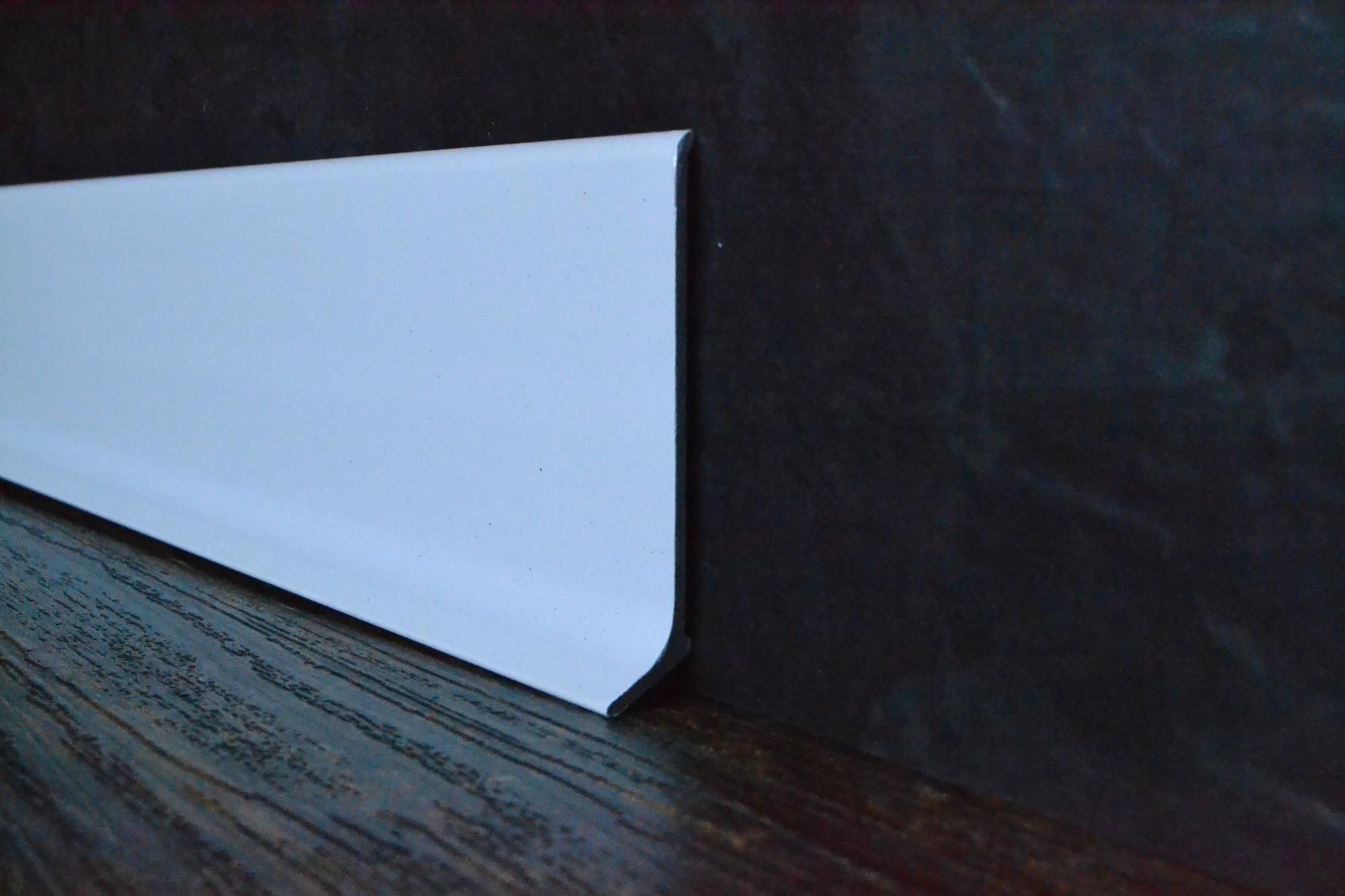 Плинтус алюминиевый L-образный белый (2500*11*60 мм) — купить в Казани