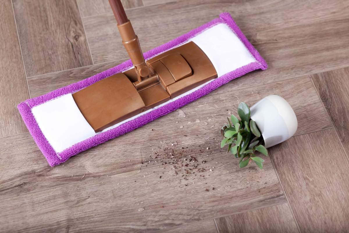 Замковая ПВХ плитка "Aberhof" Carmelita 1862 (615*123*5 мм) — купить в Казани