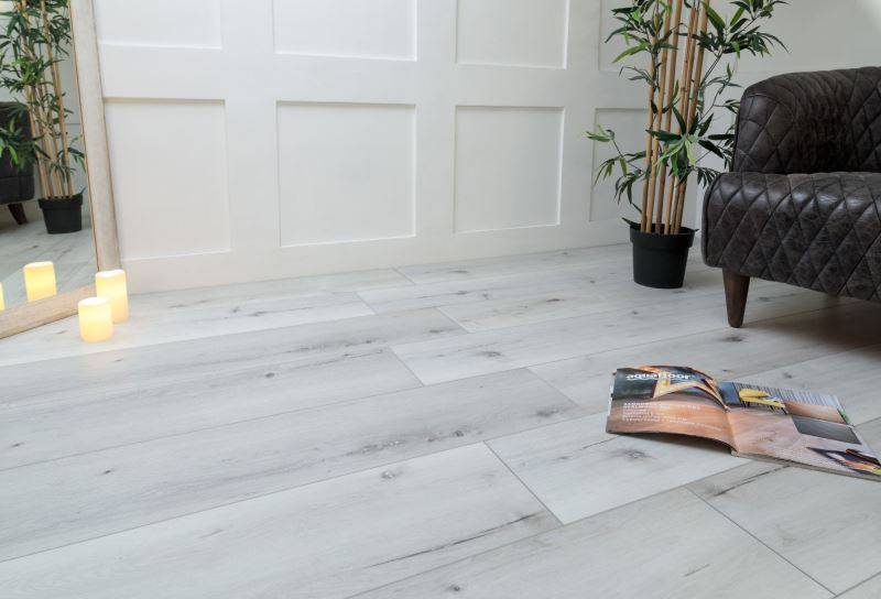 Замковая ПВХ плитка "Aquafloor" AF8006XL (1524*228*8 мм) — купить в Казани