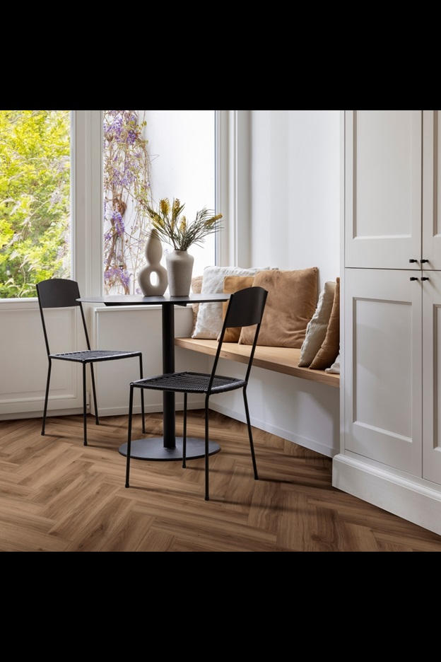 Замковая ПВХ плитка Classic Oak 24844 (630*126*6 мм) — купить в Казани