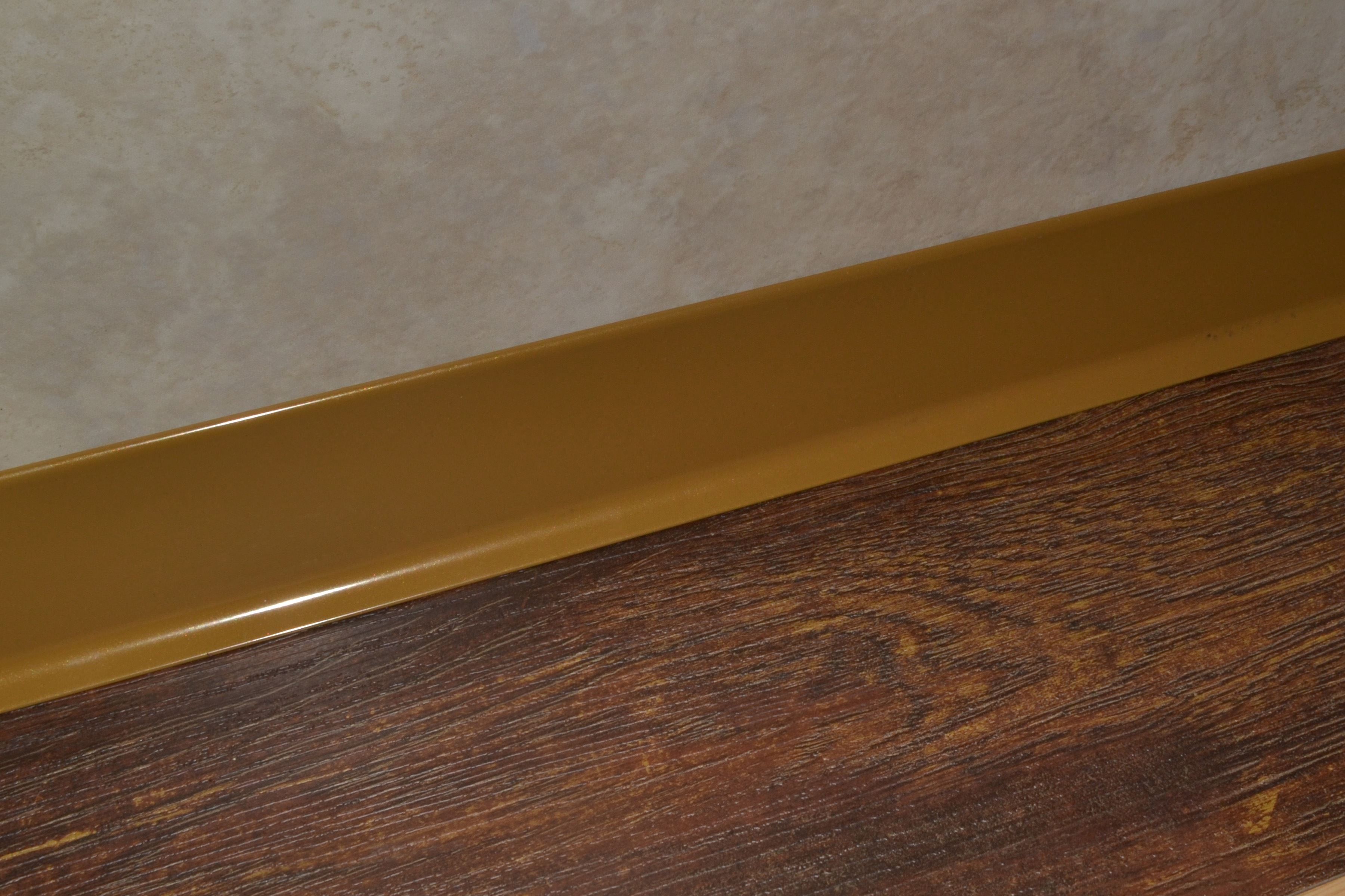 Плинтус алюминиевый L-образный золотой (2500*11*60 мм) — купить в Казани