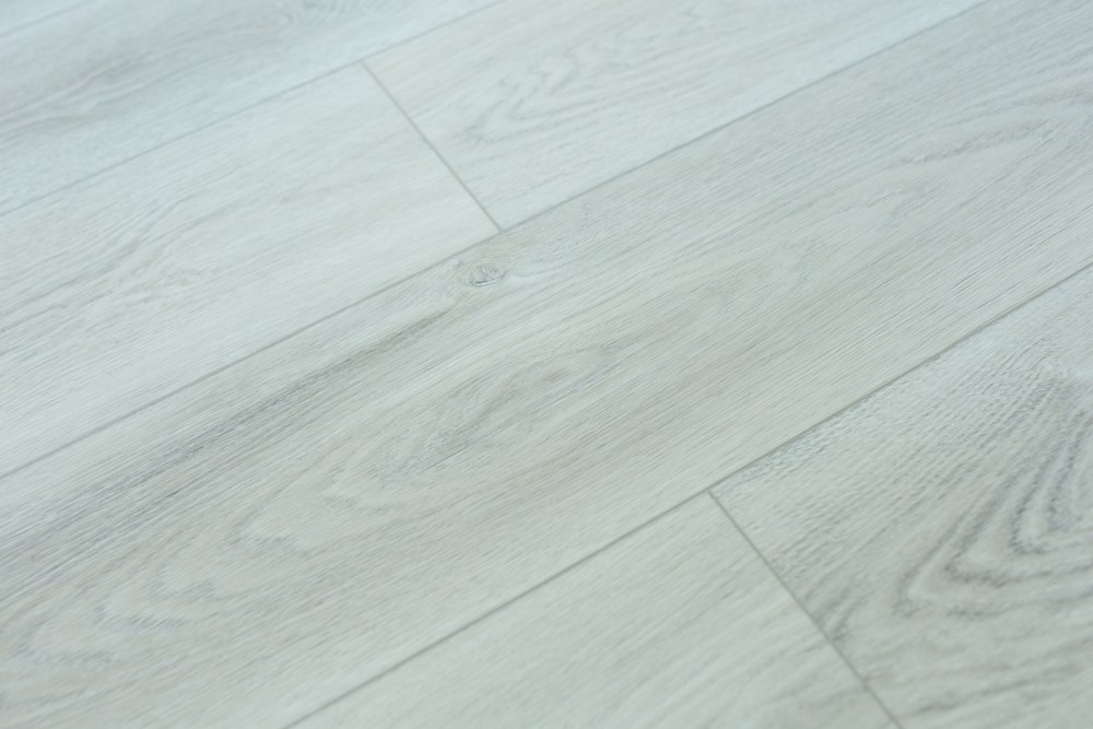 Замковая ПВХ плитка "Art Tile" Дуб Ланкастер (1200*183*6 мм) — купить в Казани