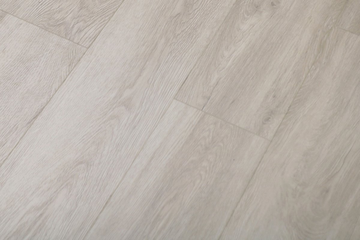 SPC ламинат "Profield" Дуб Кьявари (1220*184*4 мм) — купить в Казани